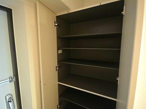 ルイシャトレ鏡の物件内観写真