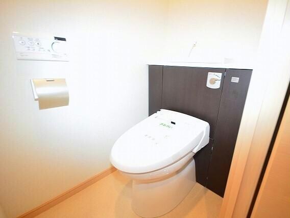 ルイシャトレ鏡の物件内観写真