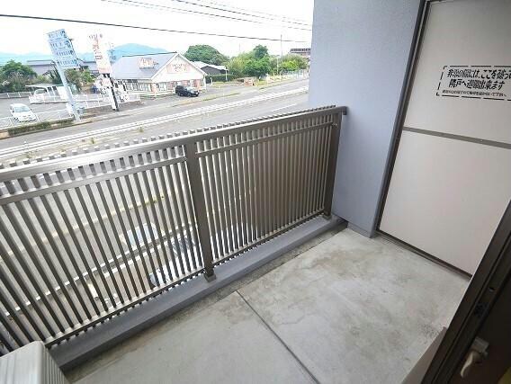 ルイシャトレ鏡の物件内観写真