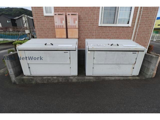 コットンアベニュー Bの物件外観写真