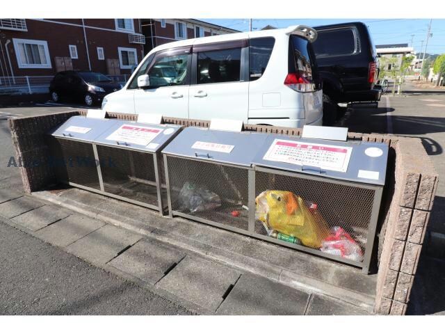 パイン スクエア ノース Bの物件外観写真