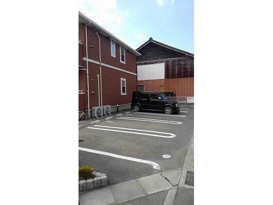 ローレルの物件外観写真