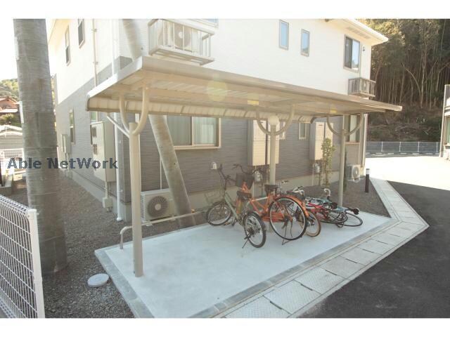 ポルトボヌールⅡの物件外観写真