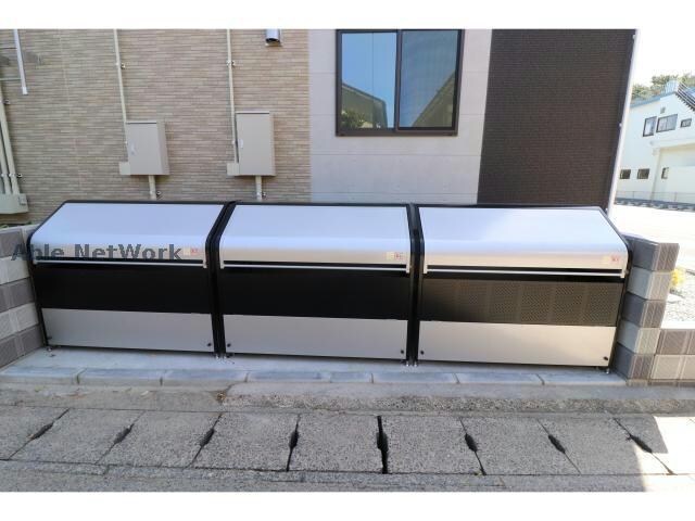 メゾン 栄宏の物件外観写真