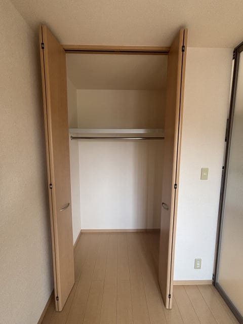 メゾンドゥソレイユの物件内観写真