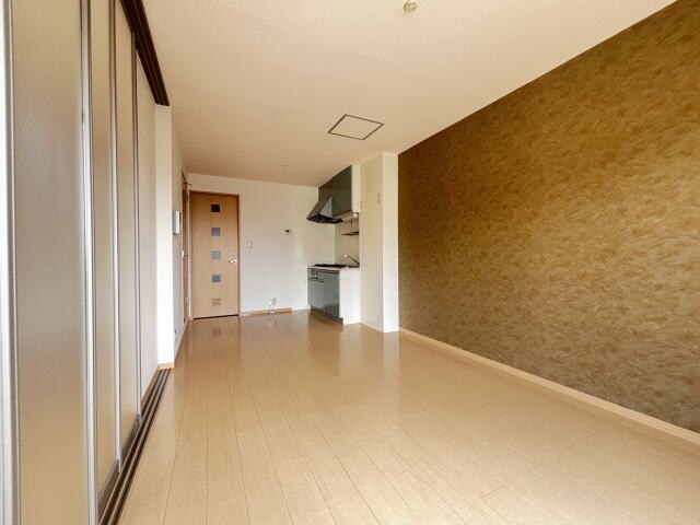 メゾンドゥソレイユの物件内観写真