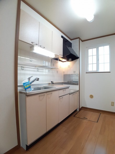 コモド・カーサたなかⅡの物件内観写真