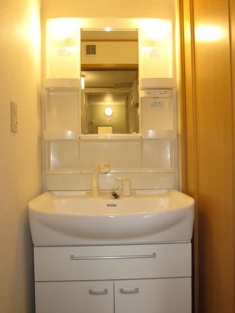 アスターラビスタⅢの物件内観写真