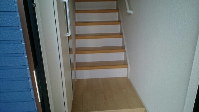 ニューヴェルデⅡの物件内観写真