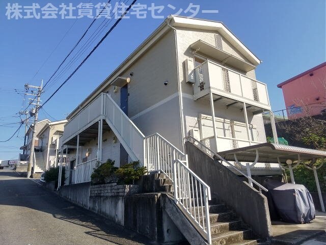 メゾン・モンシェリＢの物件外観写真