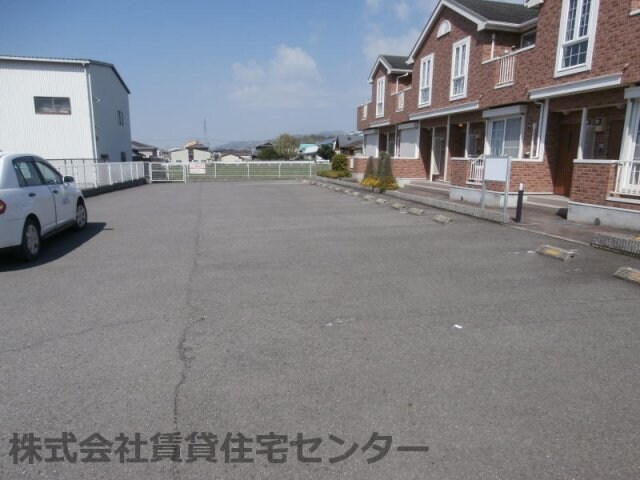 ドゥライラートの物件外観写真