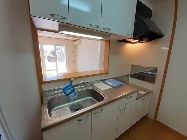 メゾン・ド・シャルーレⅡの物件内観写真