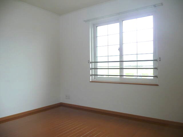 ミッテ・ドルフ西国分Ⅱの物件内観写真