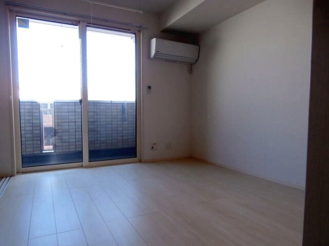 和歌山市駅 バス14分  湊御殿三丁目下車：停歩6分 2階の物件内観写真