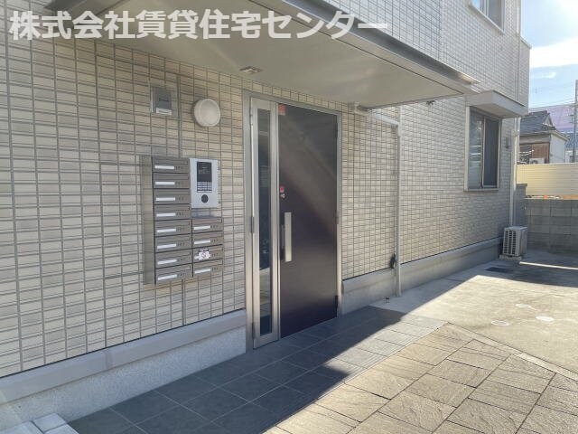 紀和駅 徒歩6分 1階の物件外観写真