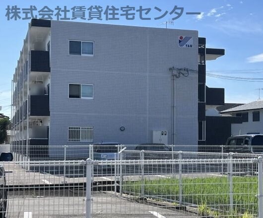 ボナール4号館の物件外観写真