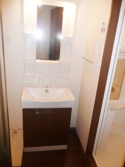 岩出駅 バス18分  川尻下車：停歩9分 1階の物件内観写真