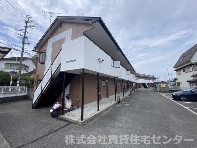 フローラゆかわの物件外観写真