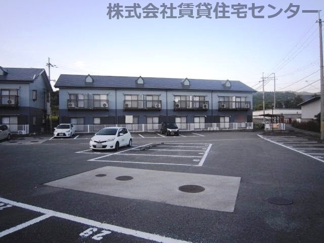 メゾンゆみねの物件外観写真