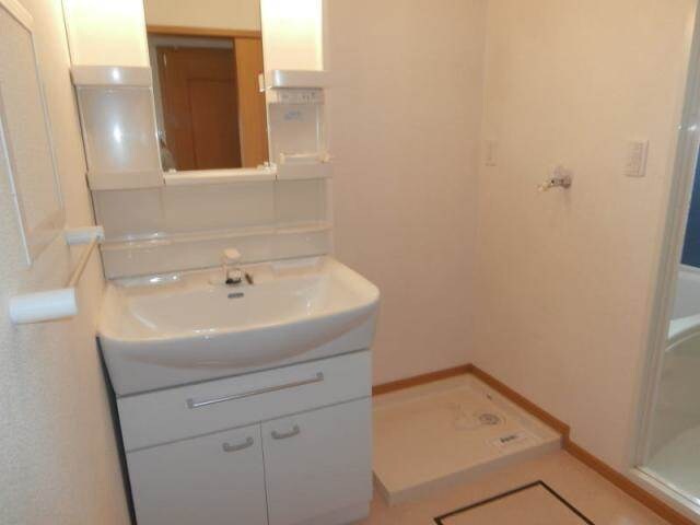 リエーヴルの物件内観写真