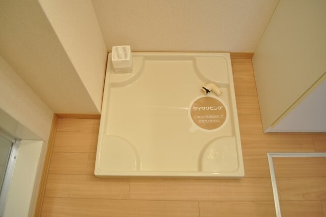 ヴィヴレ堀川の物件内観写真