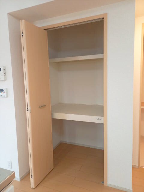 和歌山市駅 バス8分  小松原五丁目下車：停歩5分 1階の物件内観写真