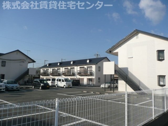 グリーンプラザの物件外観写真