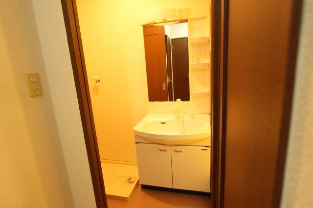 和歌山市駅 バス18分  湊御殿三丁目下車：停歩6分 2階の物件内観写真