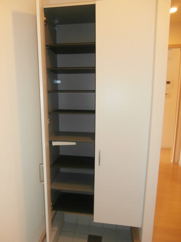 和歌山市駅 バス6分  小松原五丁目下車：停歩7分 1階の物件内観写真