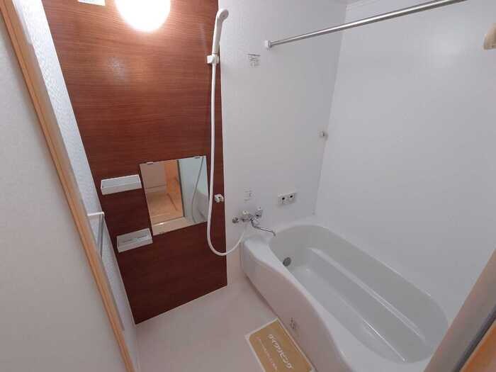 ルミエール岩橋　B棟の物件内観写真