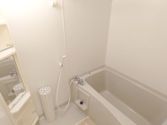 和歌山駅 バス8分  屋形町下車：停歩8分 1階の物件内観写真