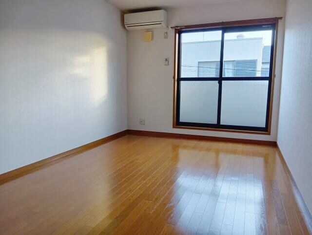 和歌山市駅 バス12分  日赤医療センター前下車：停歩6分 2階の物件内観写真