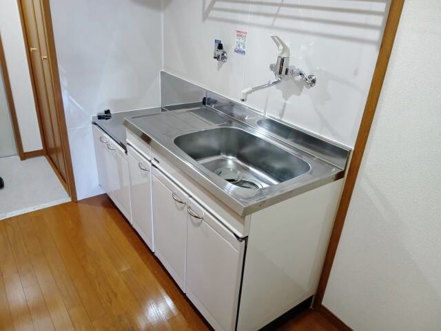 和歌山市駅 バス12分  日赤医療センター前下車：停歩6分 2階の物件内観写真