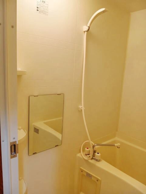 和歌山市駅 バス12分  日赤医療センター前下車：停歩6分 2階の物件内観写真