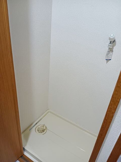 和歌山市駅 バス12分  日赤医療センター前下車：停歩6分 2階の物件内観写真