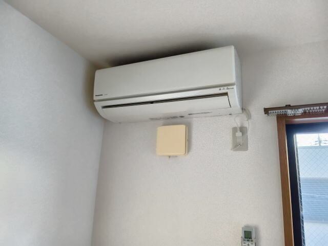 和歌山市駅 バス12分  日赤医療センター前下車：停歩6分 2階の物件内観写真