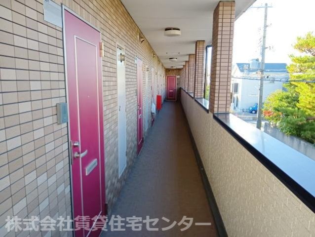 和歌山市駅 バス12分  日赤医療センター前下車：停歩6分 2階の物件内観写真