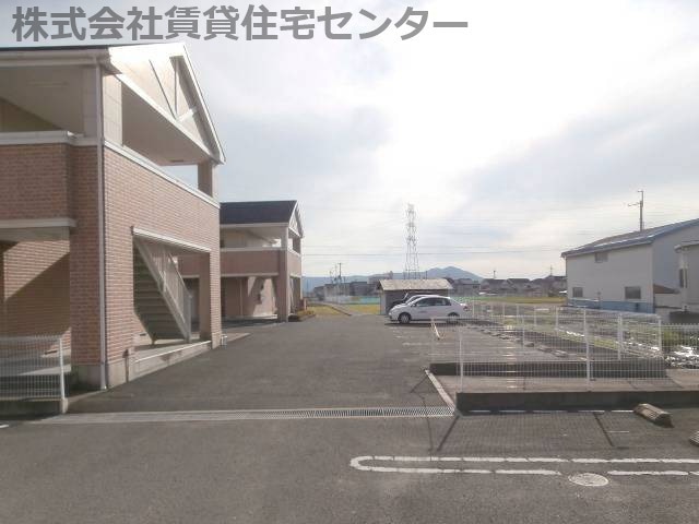 紀伊駅 バス8分  山村下車：停歩7分 1階の物件外観写真