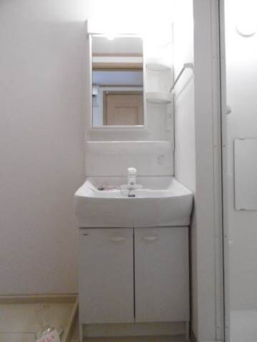 紀伊駅 バス8分  山村下車：停歩7分 1階の物件内観写真