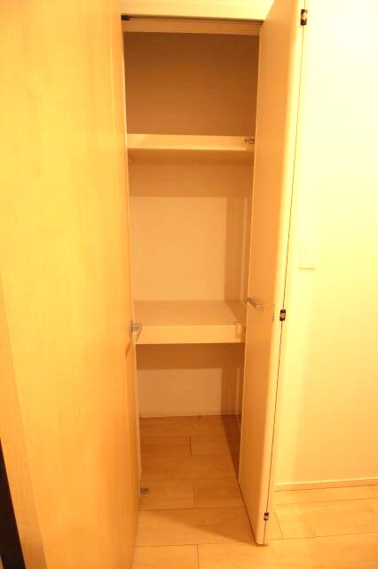 パレ・エクセランⅤの物件内観写真