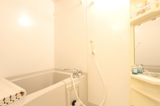 和歌山駅 バス8分  屋形町五丁目下車：停歩3分 1階の物件内観写真