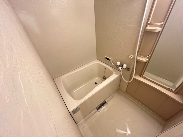 紀伊駅 バス8分  山村下車：停歩3分 2階の物件内観写真