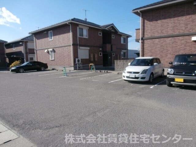 ピノ コラの物件外観写真