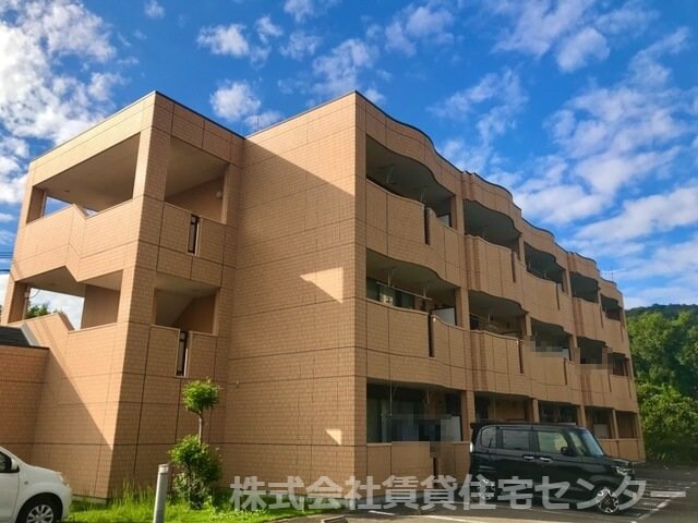 プリオール紀伊の物件外観写真