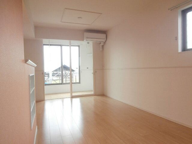 紀伊駅 バス7分  山下車：停歩9分 1階の物件内観写真