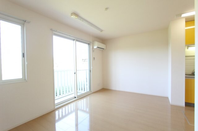 紀伊駅 バス10分  山村下車：停歩8分 1階の物件内観写真