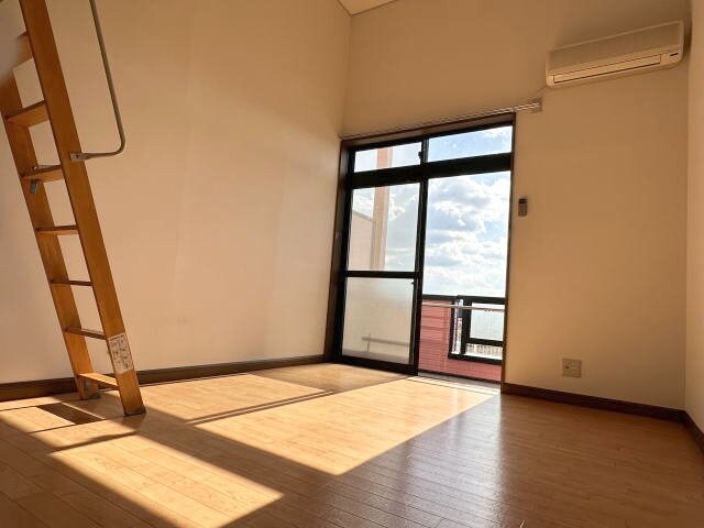 ヴィラ・サンライズＢ ＳＯＵＴＨの物件内観写真