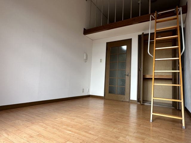 ヴィラ・サンライズＢ ＳＯＵＴＨの物件内観写真