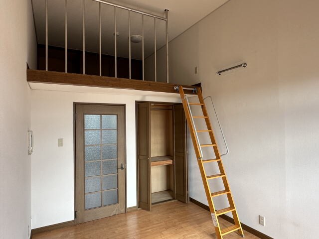 ヴィラ・サンライズＢ ＳＯＵＴＨの物件内観写真