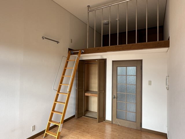 ヴィラ・サンライズＢ ＳＯＵＴＨの物件内観写真